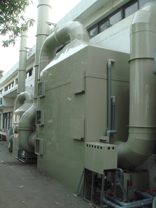 適用於各種電子元件之濕製程、表面處理、五金、金屬板、管、線材酸洗研磨之工業產品、在生產過程中產生有毒氣體時，具有極優異的淨化性能，可配合不同氣體淨化,選擇合適之濾材。鉻酸、硫酸、硝酸、鹽酸、氫氟酸、以及氮氧化物、碳氧化物、硫氧化物、氰化物、有機化合物…等氣體處理,具有極優異的淨化性能。